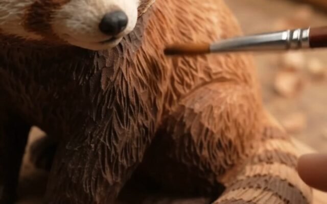 Wooden Red Panda: AI Video Prompt